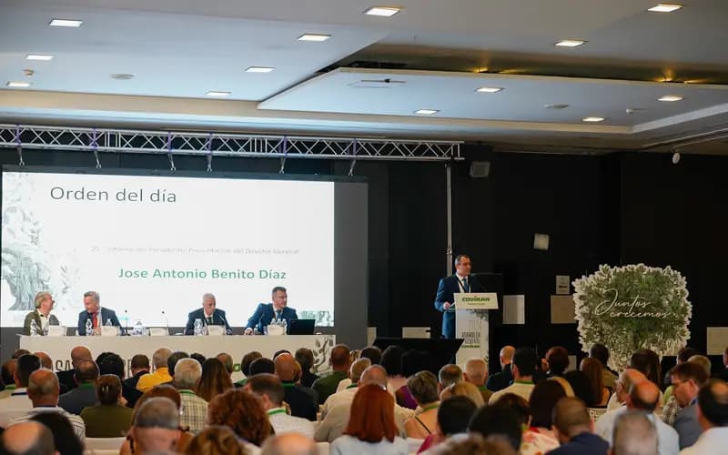 A ASSEMBLEIA GERAL DA COVIRAN APROVA AS CONTAS ANUAIS DE 2023 COM RECORDE DE VENDAS SOB INSÍGNIA E APOIO AOS PROJETOS FUTUROS DA COOPERATIVA